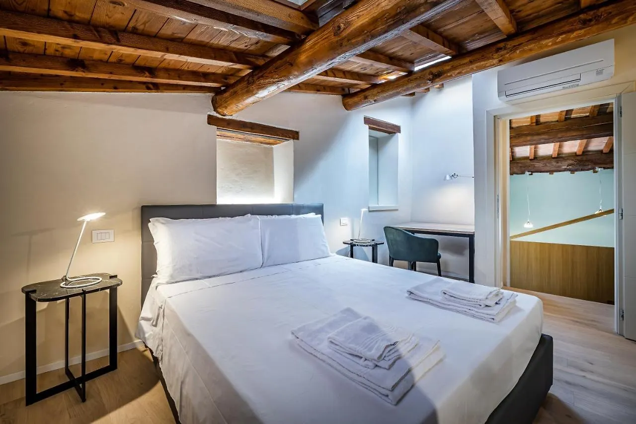 Yid Lovely Duomo Suite Apt Florence 0*,
